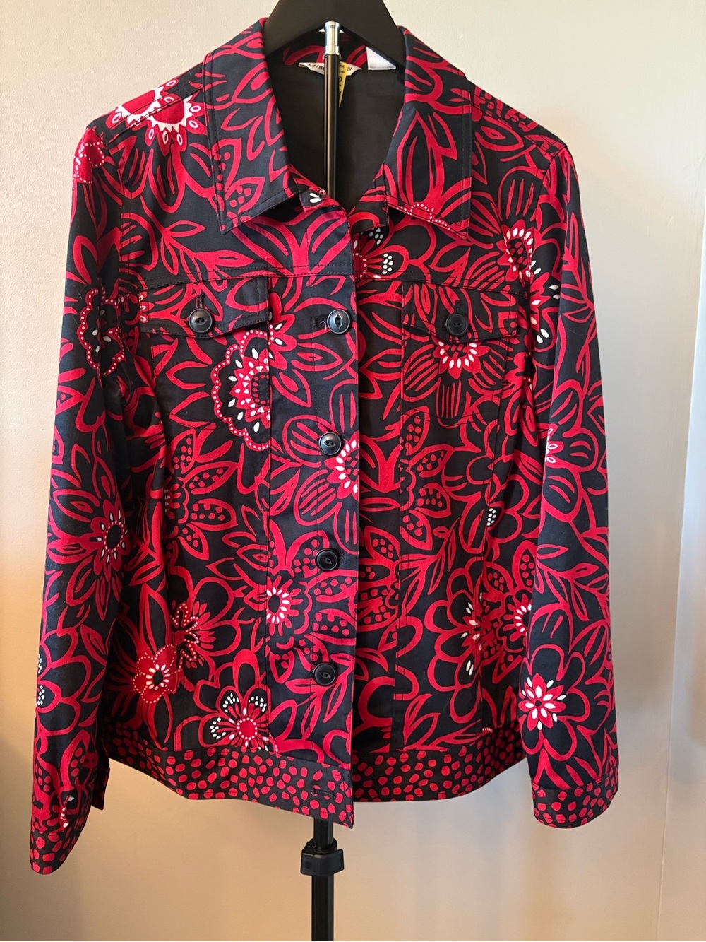 Laura Ashley Size Large Cotton Red Floral Button-Front Jacket